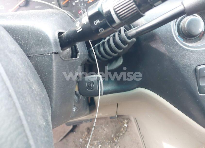 Photo 11 of 2004 Honda Odyssey EX-L (VIN 5FNRL18924B009202)