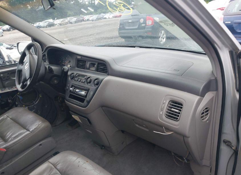 Photo 5 of 2003 Honda Odyssey EX-L (VIN 5FNRL18933B037217)