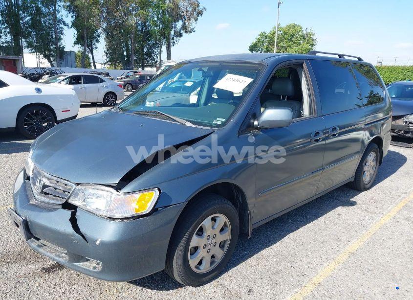 Photo 2 of 2003 Honda Odyssey EX-L (VIN 5FNRL18933B085526)