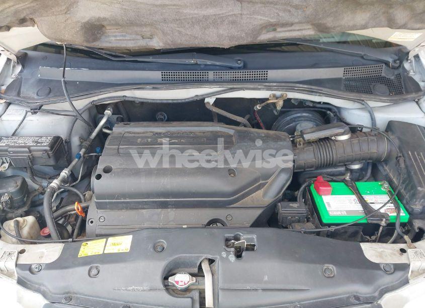 Photo 10 of 2003 Honda Odyssey EX-L (VIN 5FNRL18933B087714)