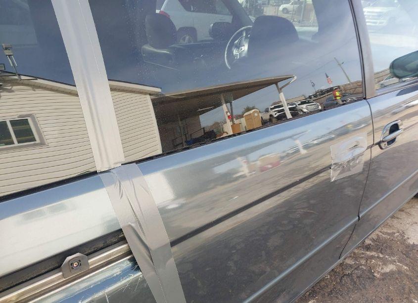 Photo 13 of 2003 Honda Odyssey EX-L (VIN 5FNRL18933B090144)