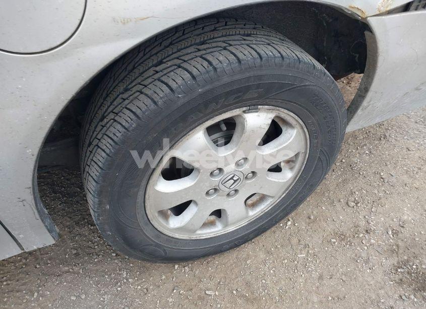 Photo 12 of 2003 Honda Odyssey EX-L (VIN 5FNRL18933B131890)