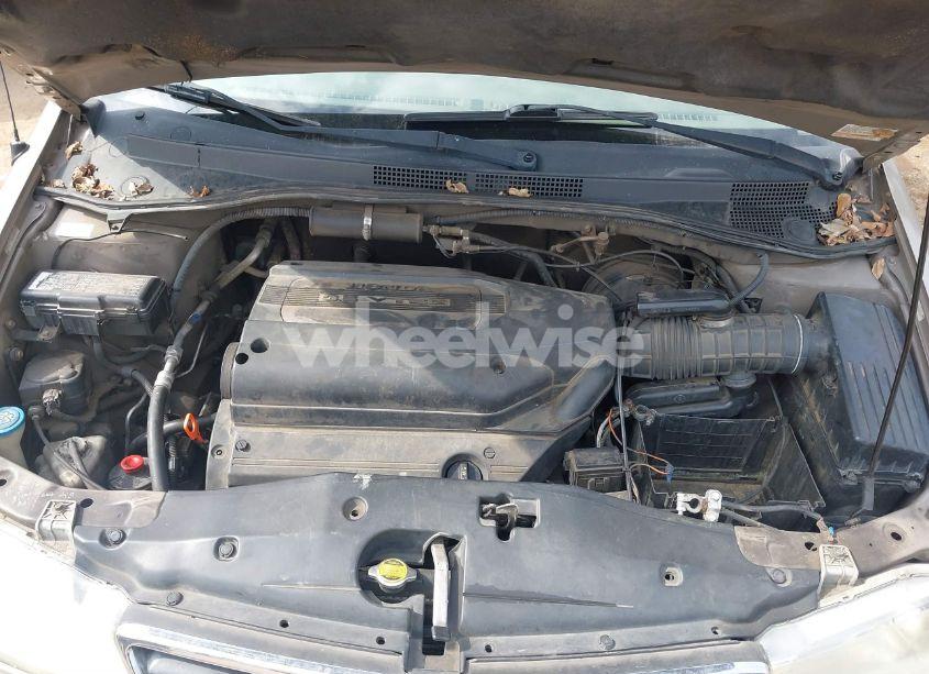 Photo 10 of 2003 Honda Odyssey EX-L (VIN 5FNRL18963B008696)