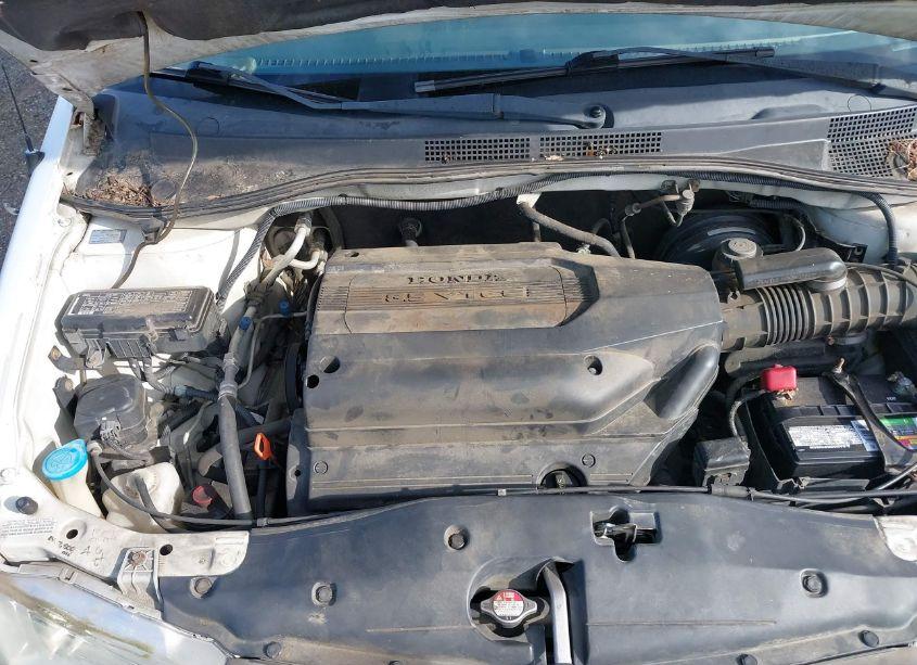 Photo 10 of 2003 Honda Odyssey EX-L (VIN 5FNRL18963B135688)