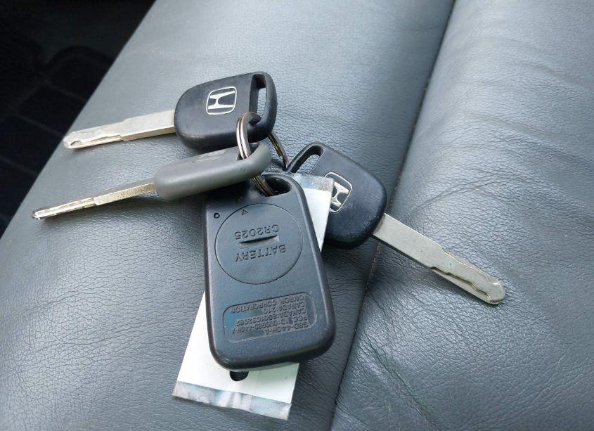 Photo 11 of 2003 Honda Odyssey EX-L (VIN 5FNRL18963B135688)