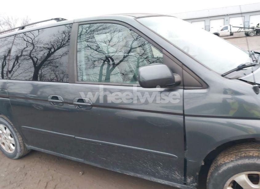 Photo 13 of 2004 Honda Odyssey EX-L (VIN 5FNRL18964B035415)