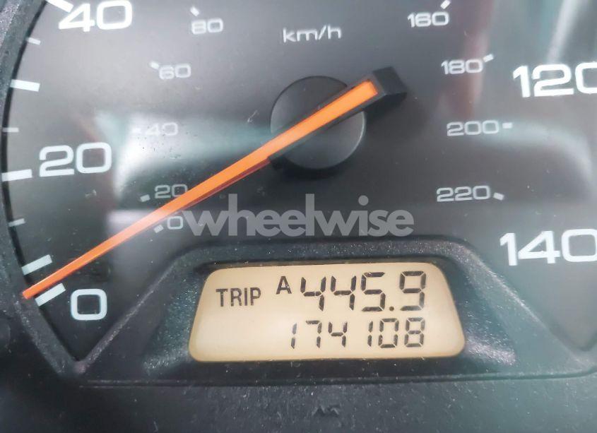 Photo 15 of 2004 Honda Odyssey EX-L (VIN 5FNRL18964B035415)