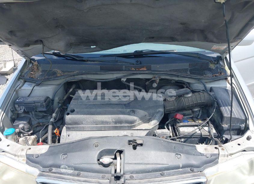 Photo 10 of 2003 Honda Odyssey EX-L (VIN 5FNRL18973B001465)