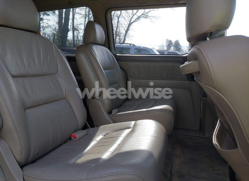 Photo 8 of 2004 Honda Odyssey EX-L (VIN 5FNRL18974B023063)