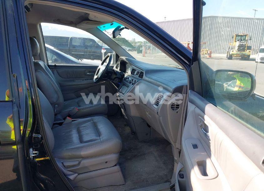 Photo 5 of 2004 Honda Odyssey EX-L (VIN 5FNRL18974B047511)