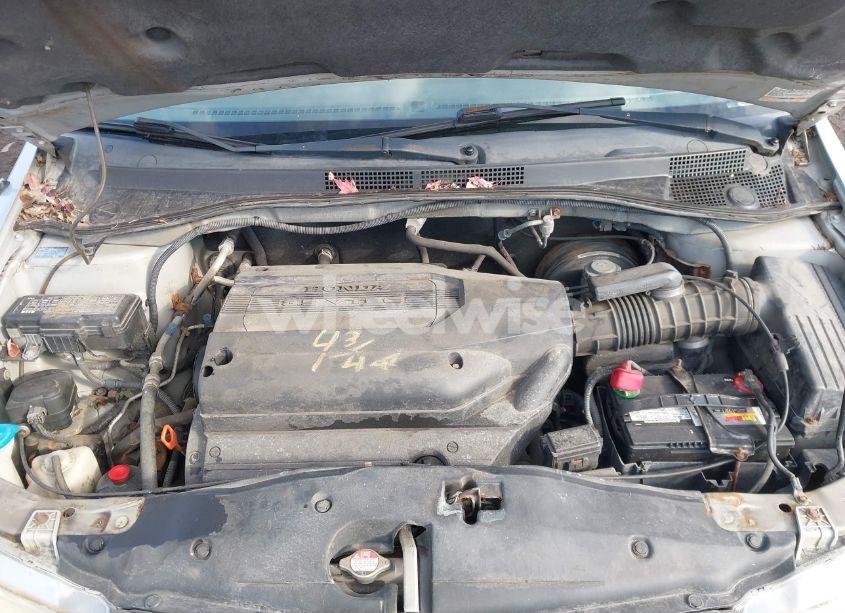 Photo 10 of 2004 Honda Odyssey EX-L (VIN 5FNRL18974B096501)