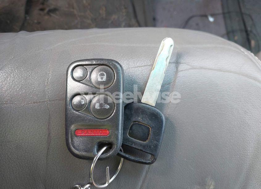 Photo 11 of 2004 Honda Odyssey EX-L (VIN 5FNRL18974B096501)