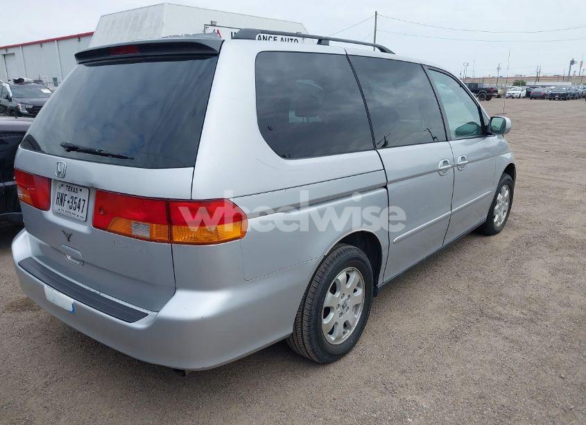 Photo 4 of 2002 Honda Odyssey EX-L (VIN 5FNRL18982B041021)