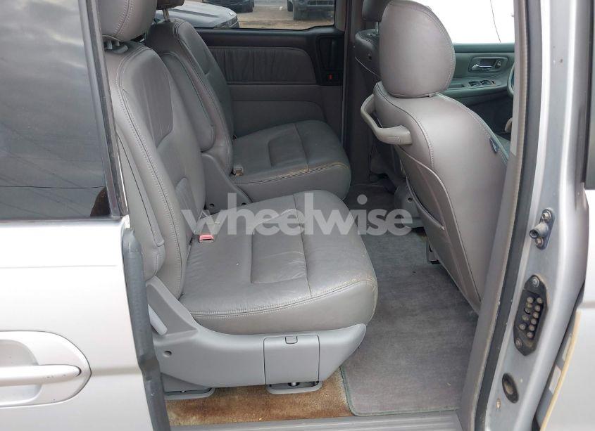 Photo 8 of 2002 Honda Odyssey EX-L (VIN 5FNRL18982B041021)