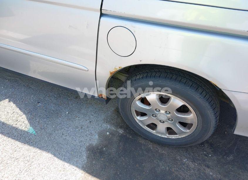 Photo 13 of 2003 Honda Odyssey EX-L (VIN 5FNRL18983B050769)