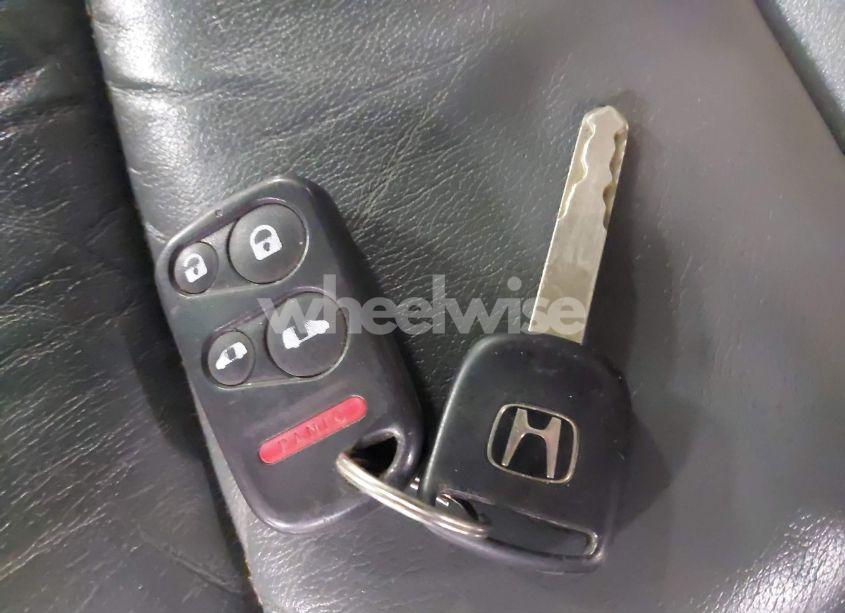 Photo 11 of 2004 Honda Odyssey EX-L (VIN 5FNRL18984B034735)