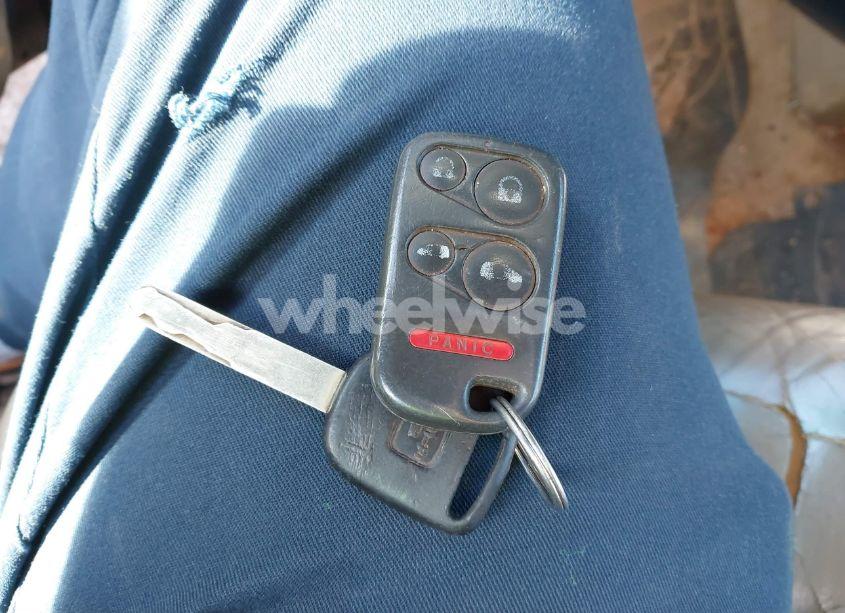 Photo 11 of 2003 Honda Odyssey EX-L (VIN 5FNRL18993B011608)