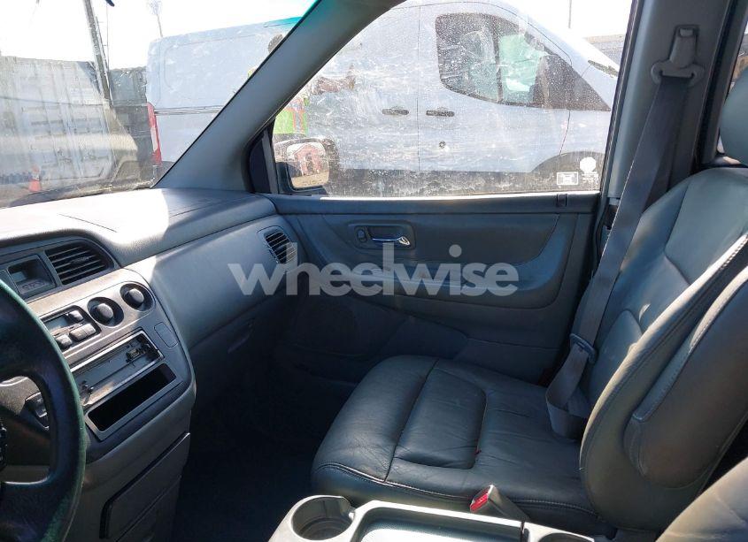 Photo 5 of 2003 Honda Odyssey EX-L (VIN 5FNRL18993B039943)