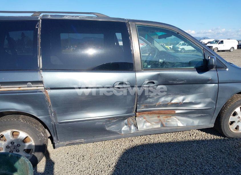 Photo 6 of 2003 Honda Odyssey EX-L (VIN 5FNRL18993B039943)