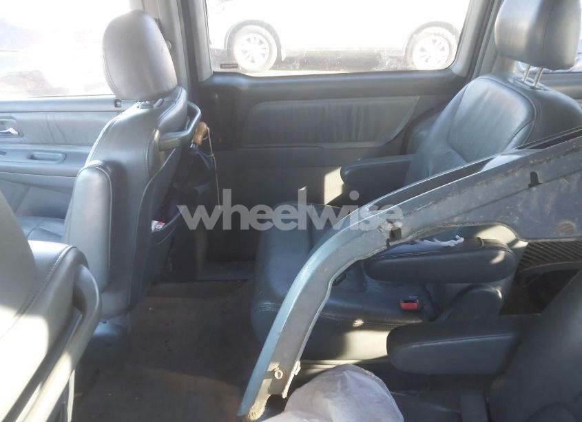 Photo 8 of 2002 Honda Odyssey EX-L (VIN 5FNRL189X2B030814)