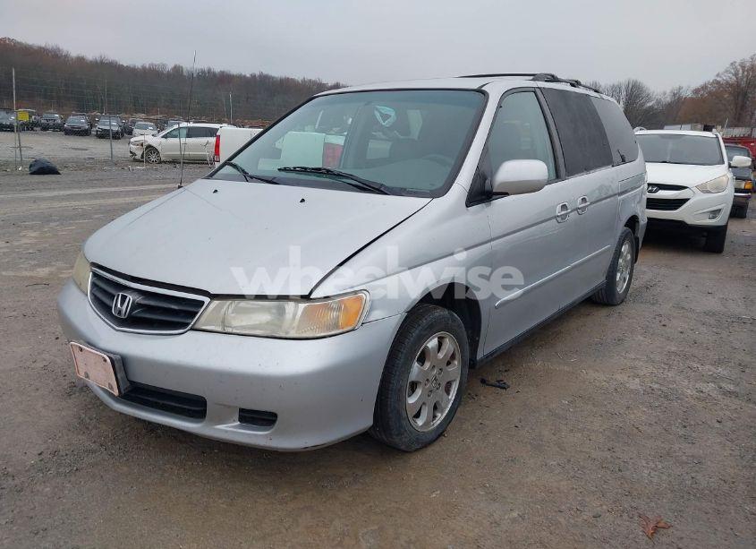 Photo 2 of 2003 Honda Odyssey EX-L (VIN 5FNRL189X3B000049)