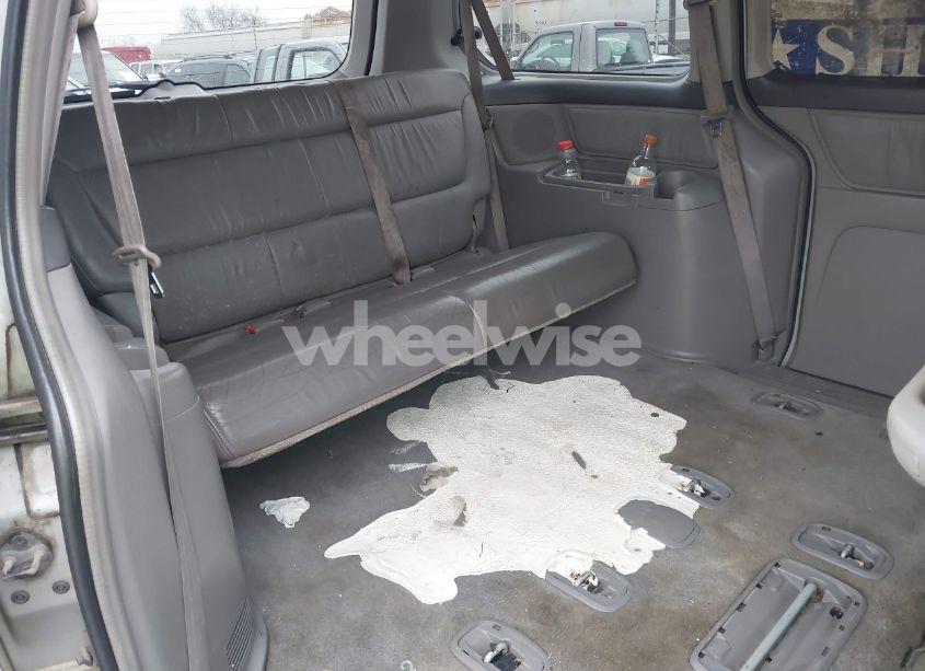 Photo 8 of 2003 Honda Odyssey EX-L (VIN 5FNRL189X3B000049)