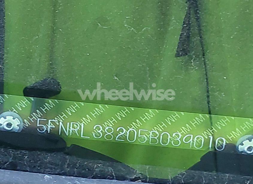 Photo 9 of 2005 Honda Odyssey LX (VIN 5FNRL38205B039010)