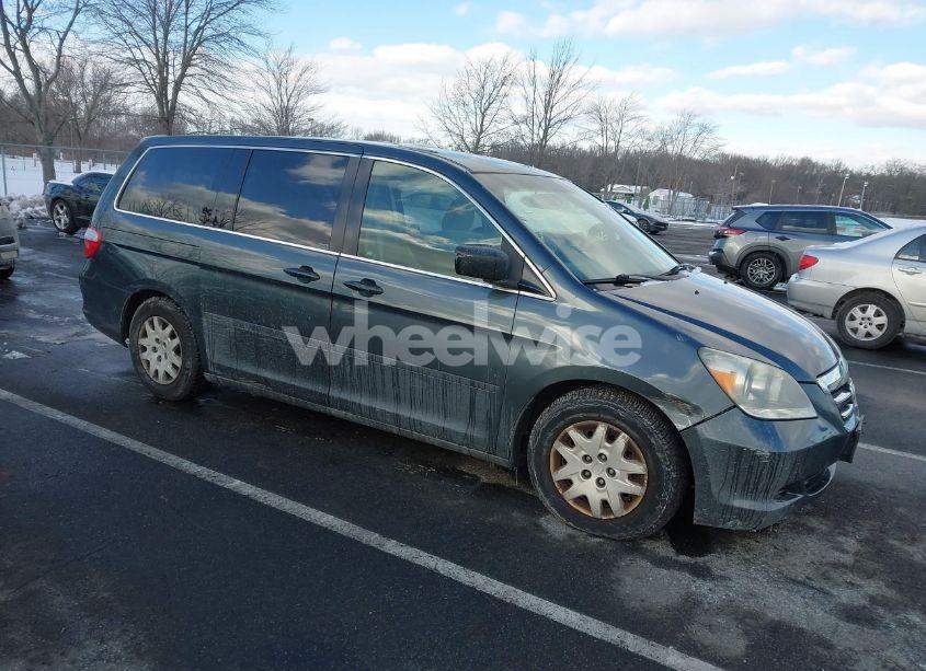 2006 Honda Odyssey LX (VIN 5FNRL38206B027084) main photo