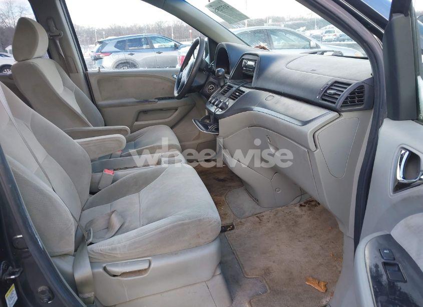 Photo 5 of 2006 Honda Odyssey LX (VIN 5FNRL38206B027084)