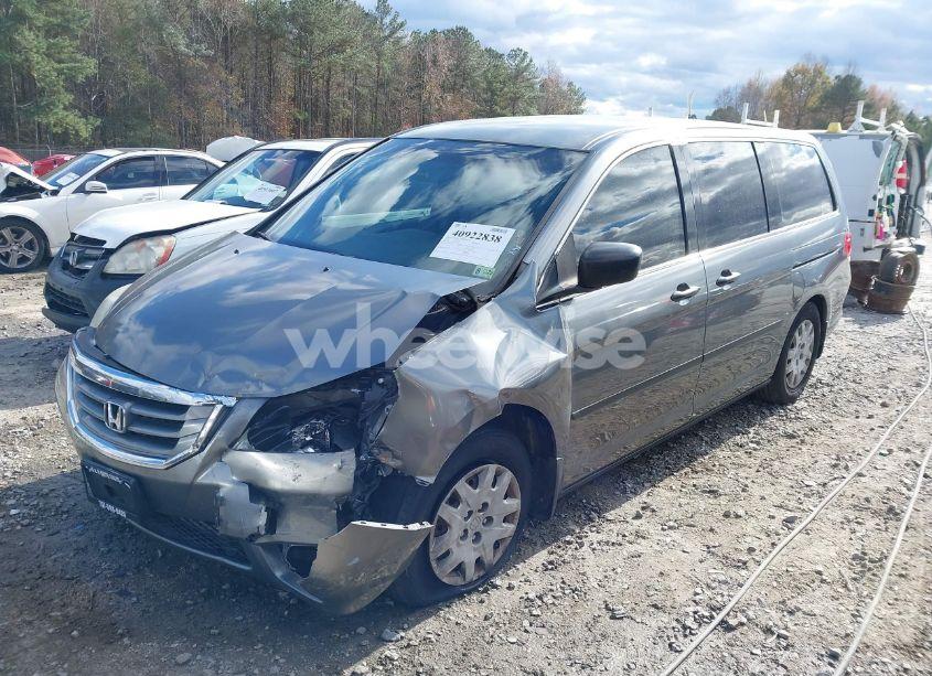 Photo 2 of 2009 Honda Odyssey LX (VIN 5FNRL38209B035108)