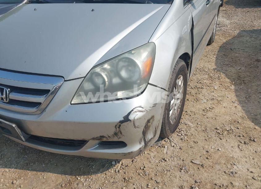 Photo 6 of 2005 Honda Odyssey LX (VIN 5FNRL38215B005755)