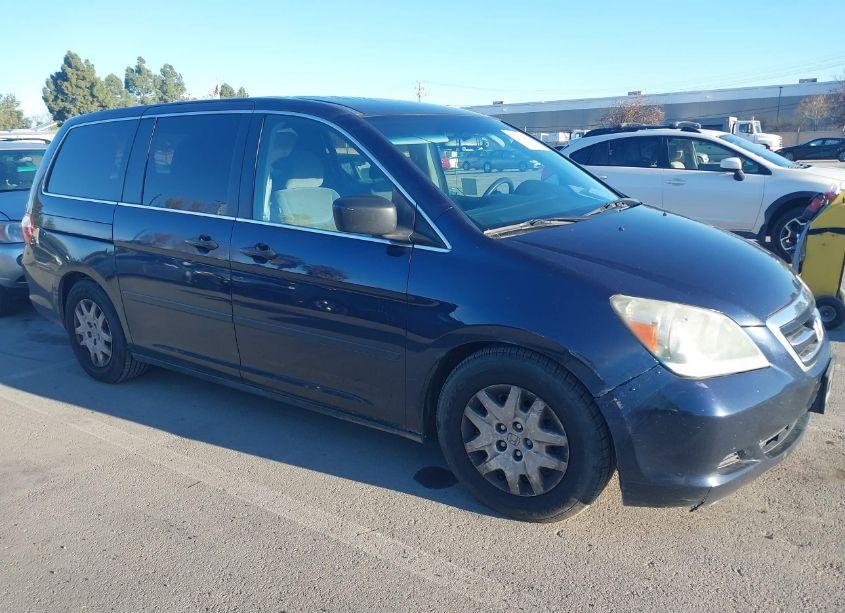 2005 Honda Odyssey LX (VIN 5FNRL38215B103023) main photo