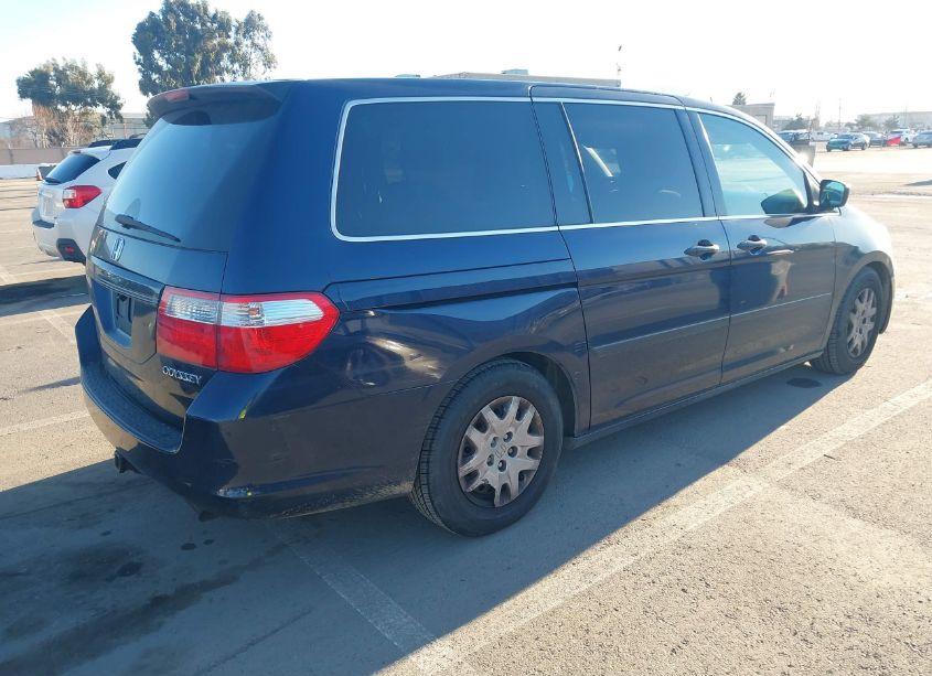 Photo 4 of 2005 Honda Odyssey LX (VIN 5FNRL38215B103023)