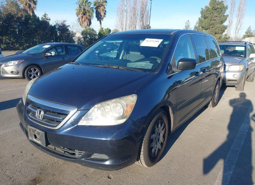 Photo 6 of 2005 Honda Odyssey LX (VIN 5FNRL38215B103023)