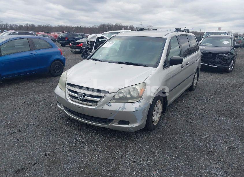 Photo 2 of 2006 Honda Odyssey LX (VIN 5FNRL38216B105808)