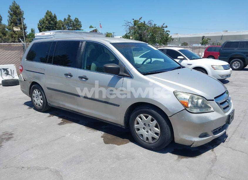 2007 Honda Odyssey LX (VIN 5FNRL38217B016001) main photo