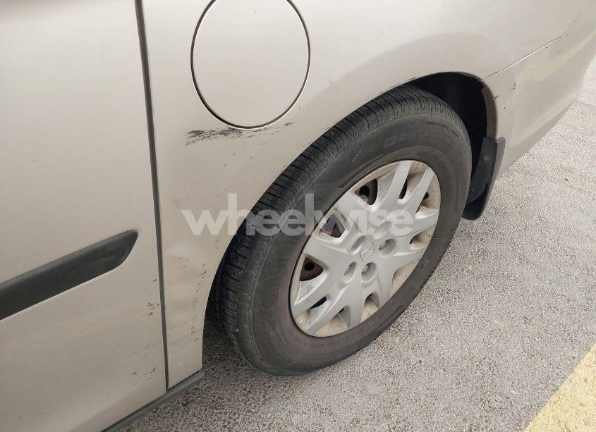 Photo 12 of 2008 Honda Odyssey LX (VIN 5FNRL38218B031969)