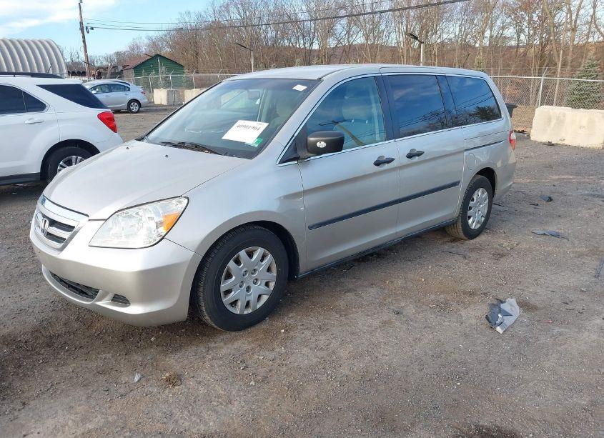 Photo 2 of 2006 Honda Odyssey LX (VIN 5FNRL38226B007869)