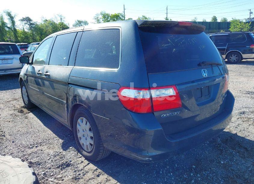 Photo 3 of 2006 Honda Odyssey LX (VIN 5FNRL38226B079736)