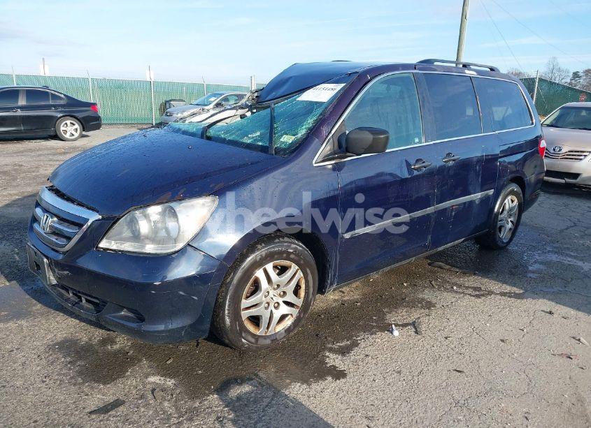 Photo 2 of 2007 Honda Odyssey LX (VIN 5FNRL38227B125776)