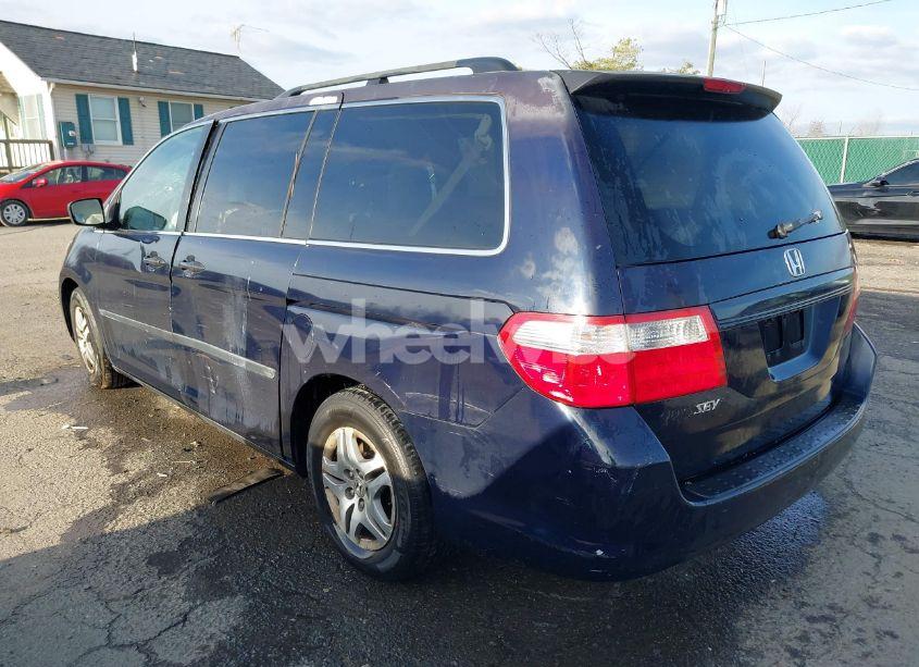 Photo 3 of 2007 Honda Odyssey LX (VIN 5FNRL38227B125776)
