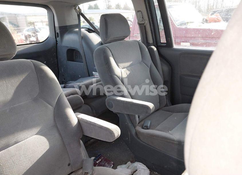 Photo 8 of 2007 Honda Odyssey LX (VIN 5FNRL38227B125776)