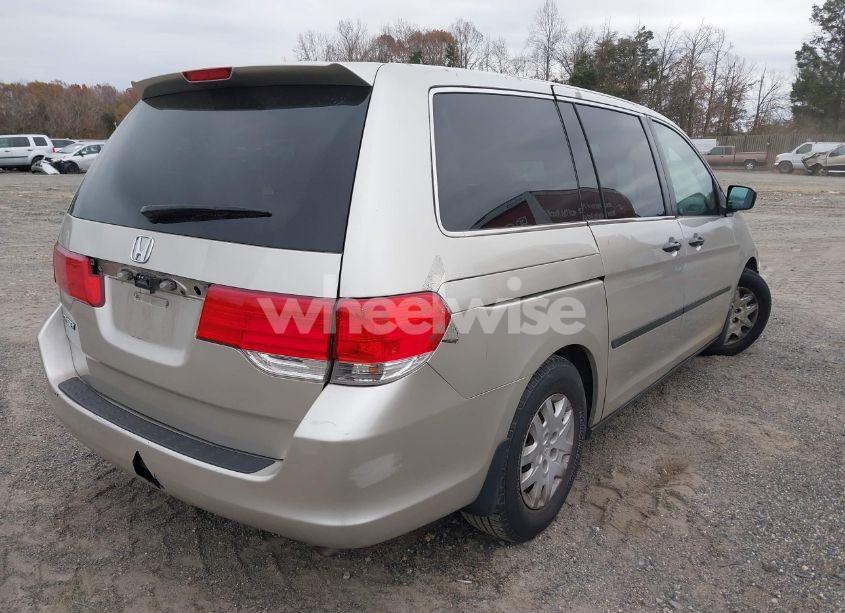 Photo 4 of 2007 Honda Odyssey LX (VIN 5FNRL38227B140763)