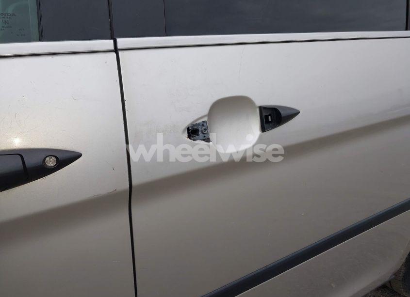 Photo 6 of 2007 Honda Odyssey LX (VIN 5FNRL38227B140763)