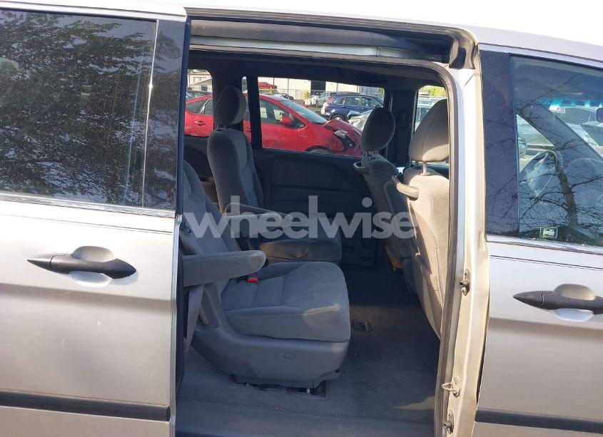 Photo 8 of 2008 Honda Odyssey LX (VIN 5FNRL38228B082901)