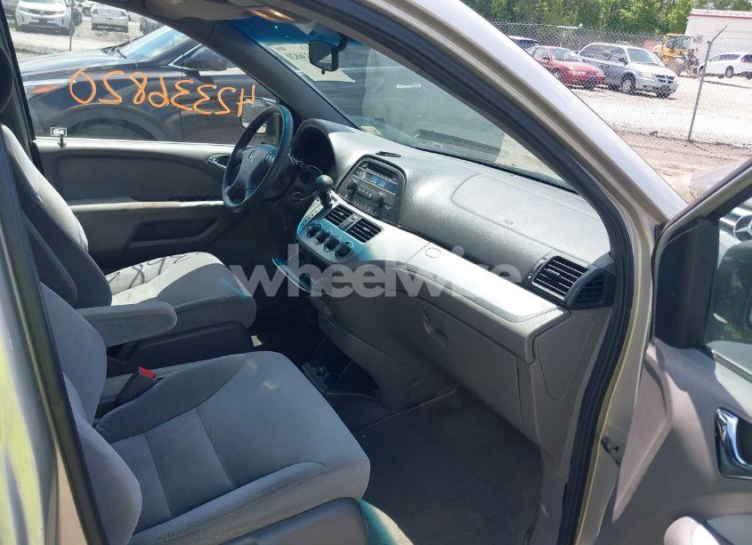 Photo 5 of 2008 Honda Odyssey LX (VIN 5FNRL38228B090366)