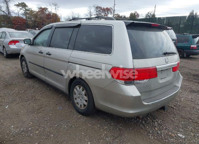 Photo 3 of 2008 Honda Odyssey LX (VIN 5FNRL38228B111393)