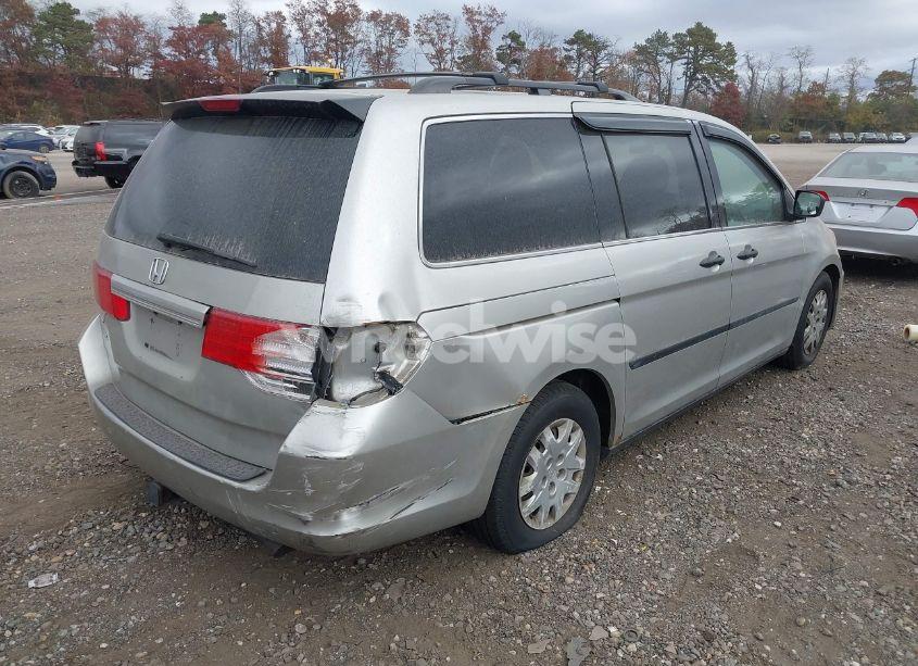 Photo 4 of 2008 Honda Odyssey LX (VIN 5FNRL38228B111393)