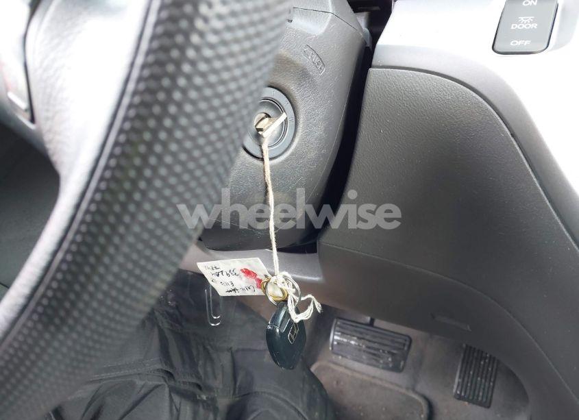 Photo 11 of 2009 Honda Odyssey LX (VIN 5FNRL38229B057157)