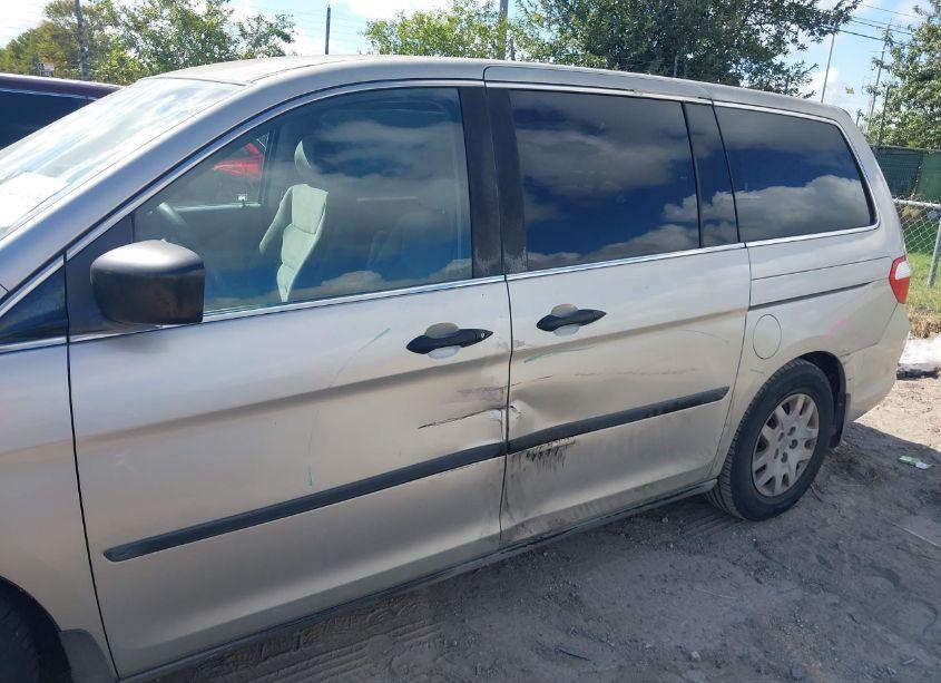 Photo 6 of 2006 Honda Odyssey LX (VIN 5FNRL38236B060838)